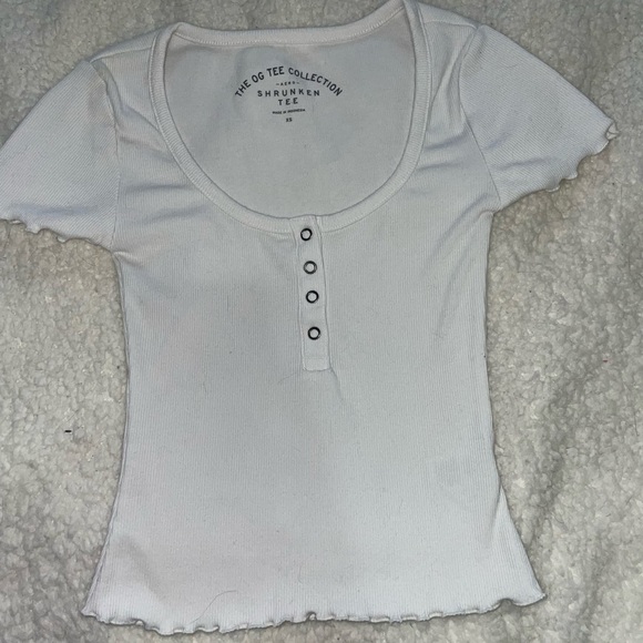 AERO Black & White Top Bundle - Picture 2 of 7